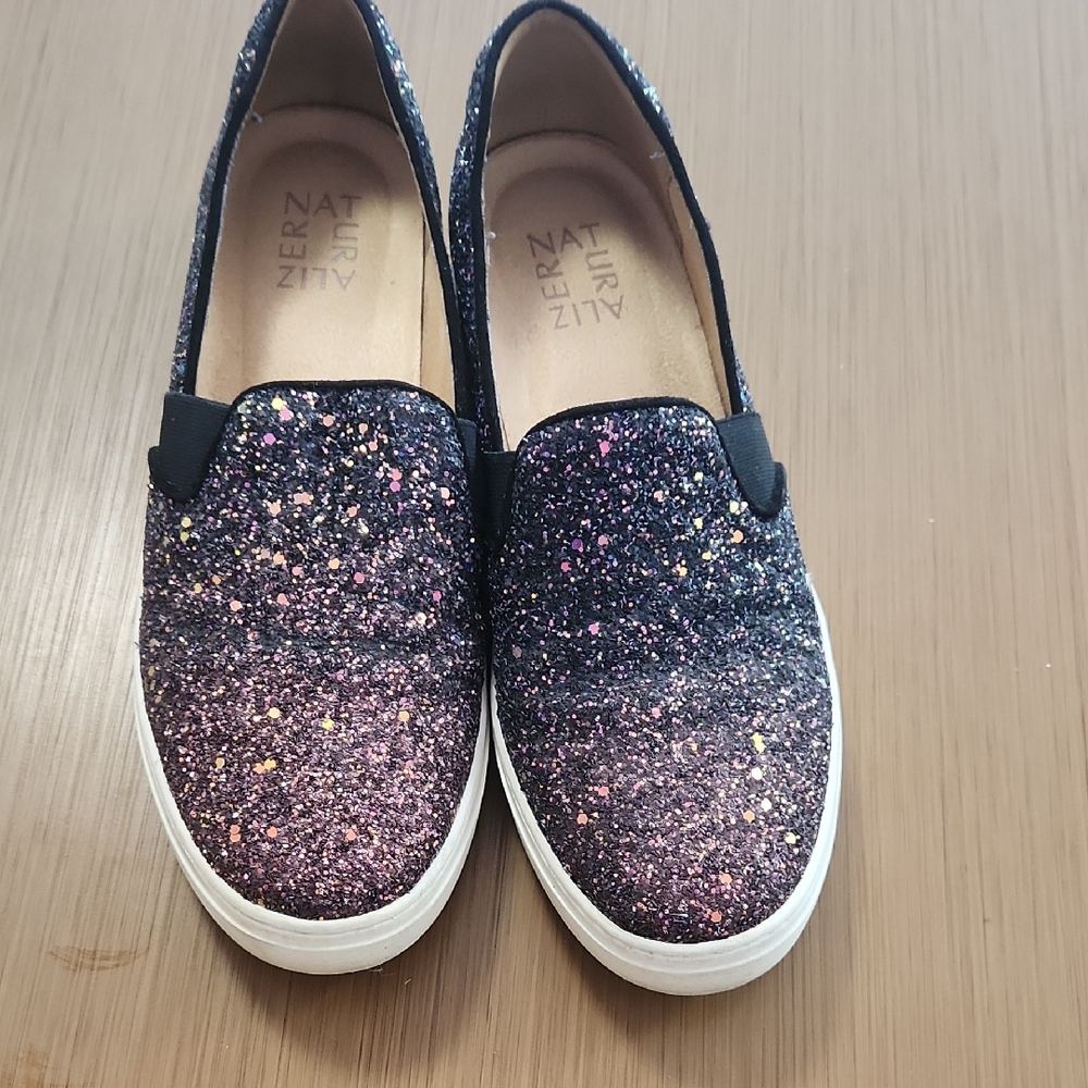 Natural Reflections Black and Pink Glitter Flats